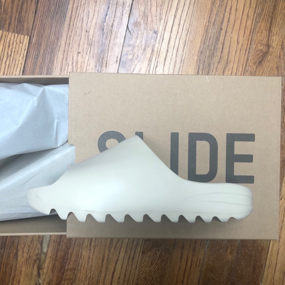 Kid’s YEEZY. Slides by Adidas 2-never worn!